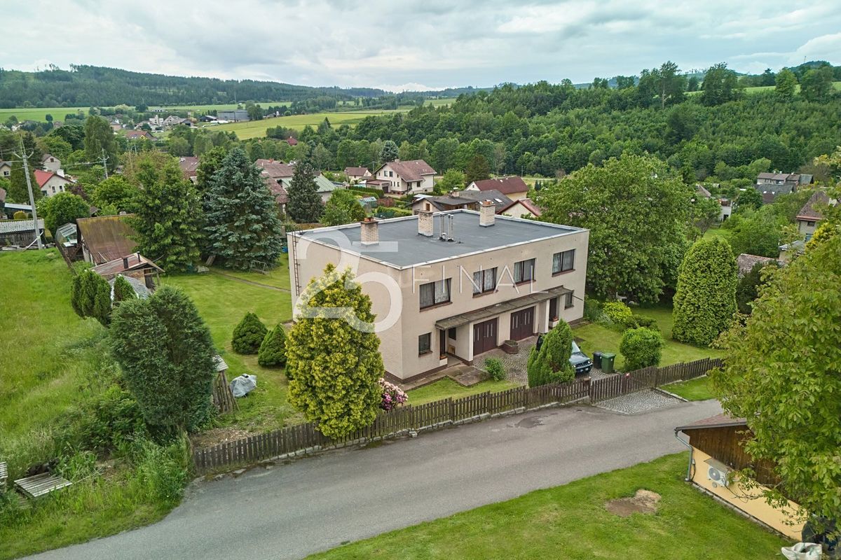 Prodej vícegeneračního domu 140 m², pozemek 2076 m² – fotografie 2