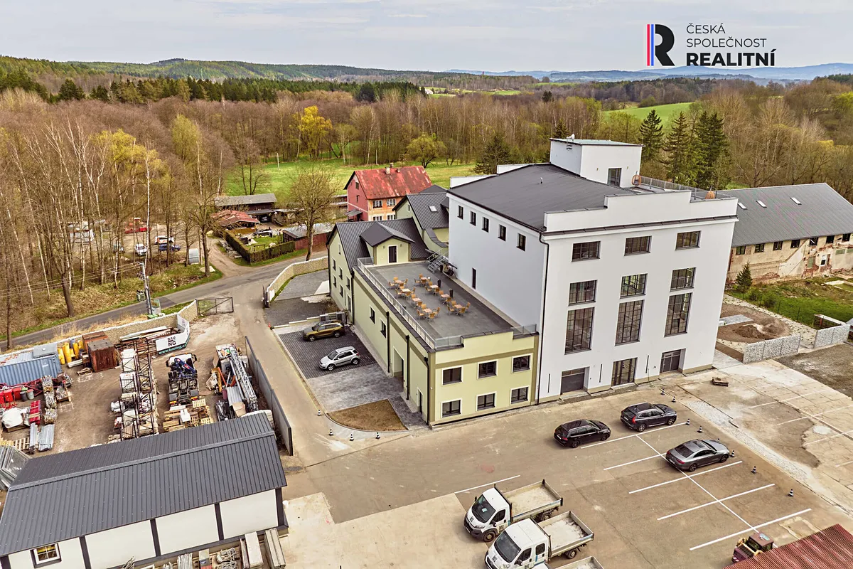 Pronájem obchodního prostoru 163 m²