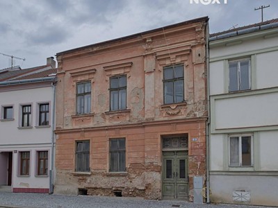 Prodej  rodinného domu 390 m², pozemek 338 m²