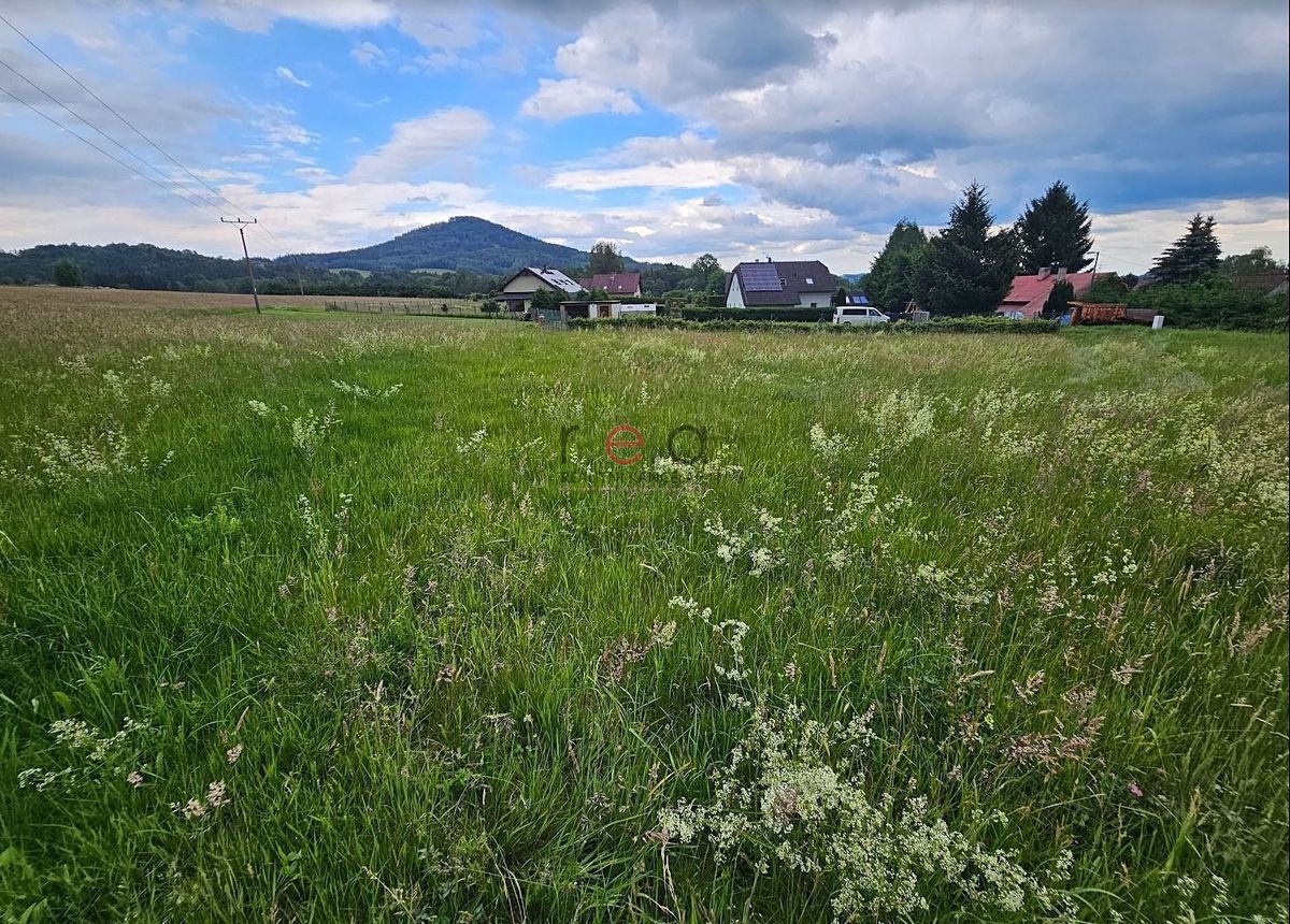 Prodej stavebního pozemku 1725 m² – fotografie 5