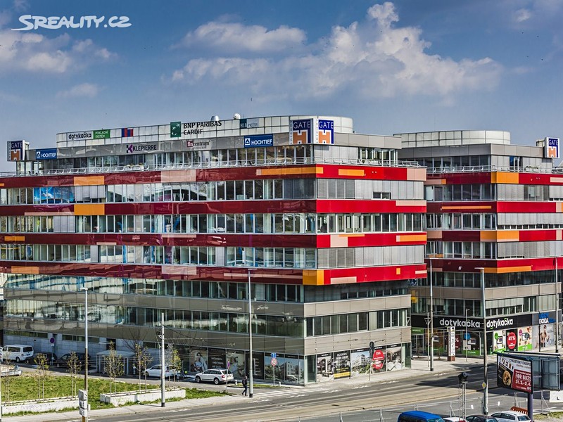 Pronájem kanceláře 520 m², Praha