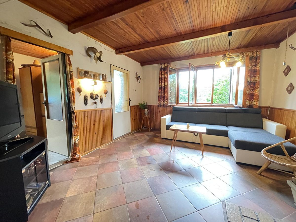 Prodej chaty 48 m², pozemek 470 m² – fotografie 2
