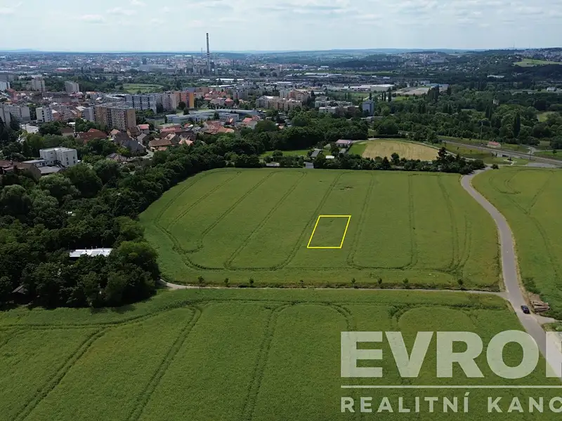 Prodej stavebního pozemku 992 m², Plzeň – náhled fotky 2