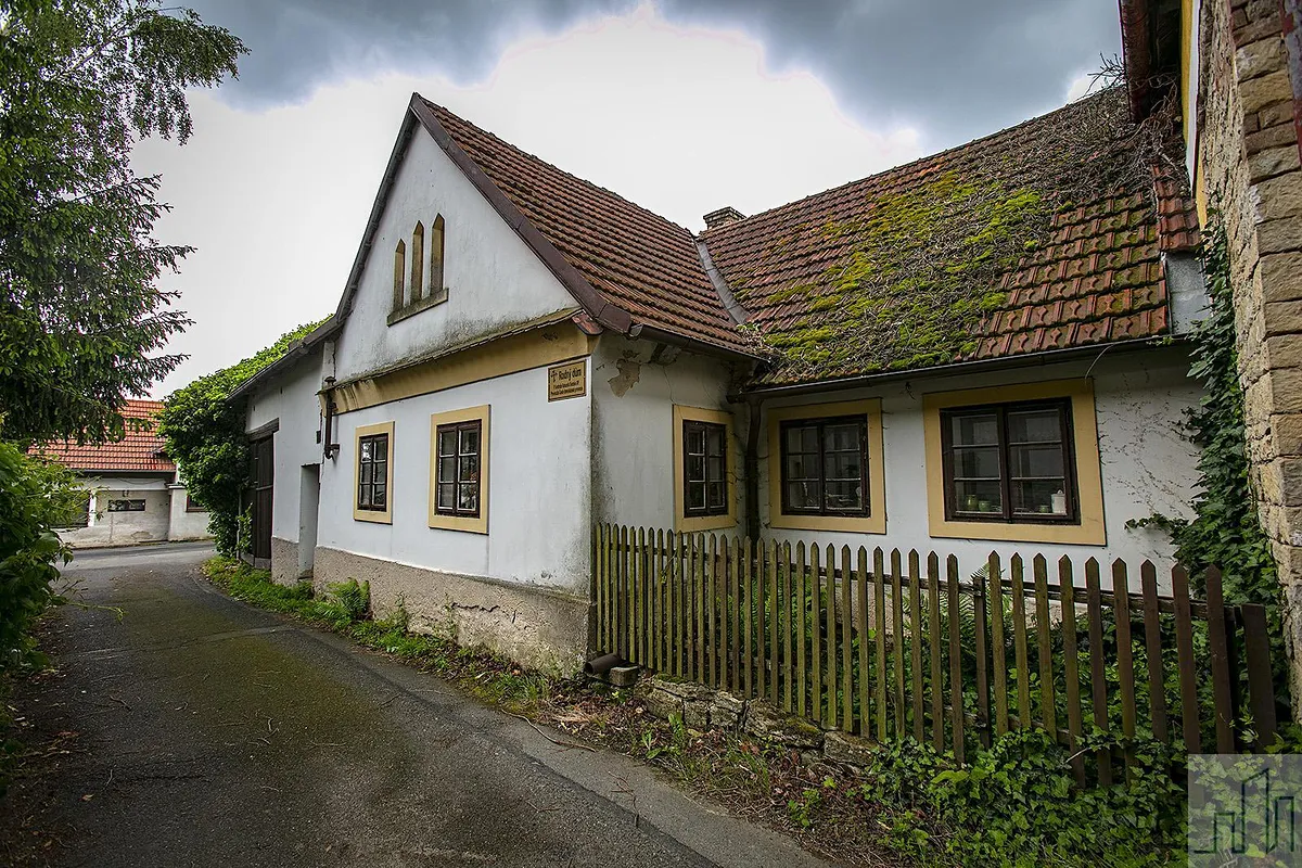 Prodej zemědělské usedlosti 230 m², pozemek 2972 m²