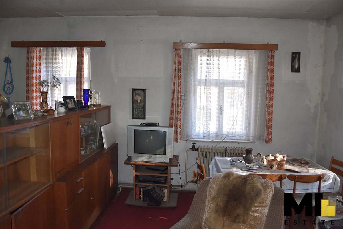 Prodej rodinného domu 378 m², pozemek 1660 m² – fotografie 5