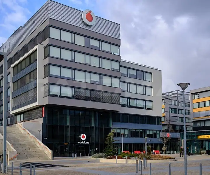 Pronájem kanceláře 2679 m², Praha – náhled fotky 1