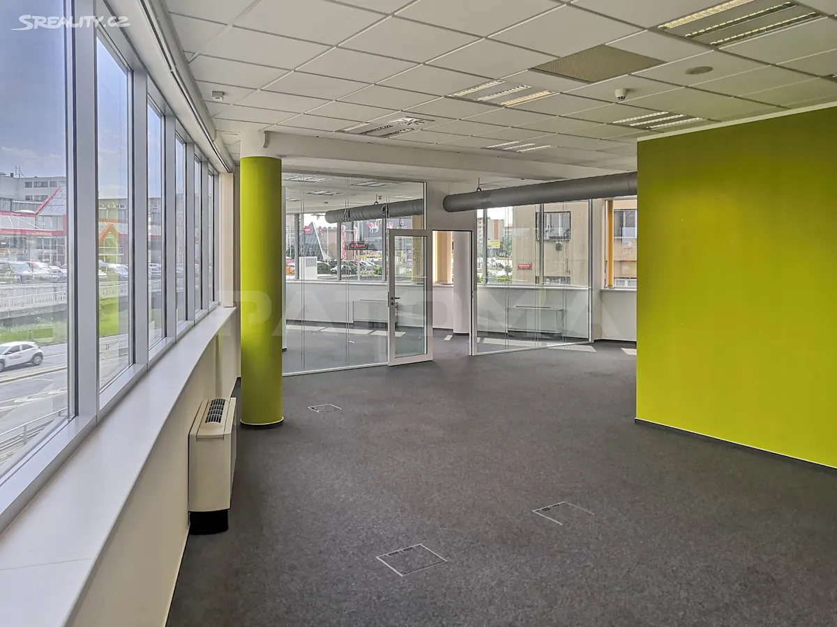 Pronájem kanceláře 300 m² - Widok 2