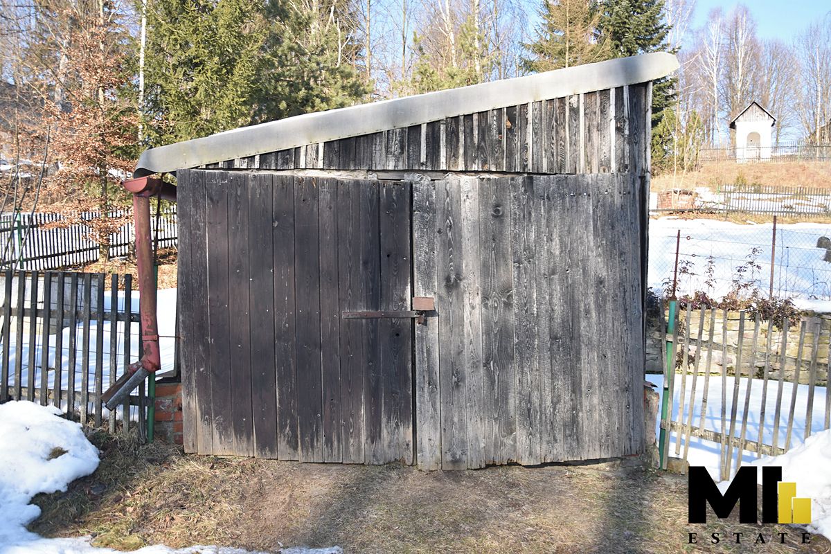 Prodej rodinného domu 378 m², pozemek 1660 m² – fotografie 4