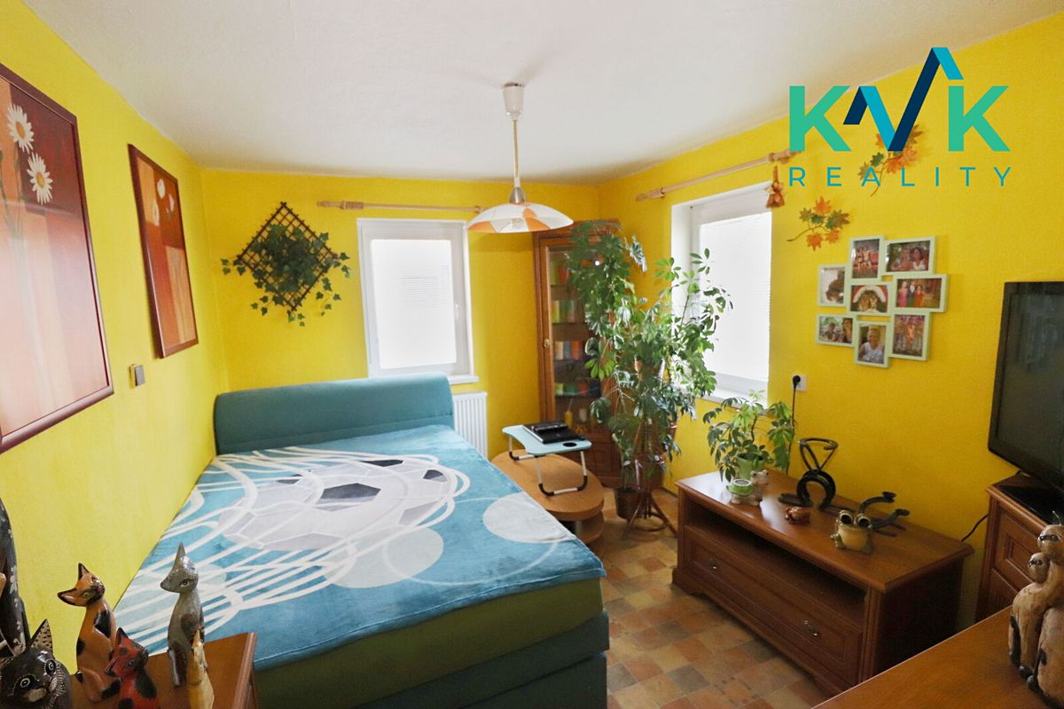 Prodej rodinného domu 200 m², pozemek 550 m² – fotografie 5