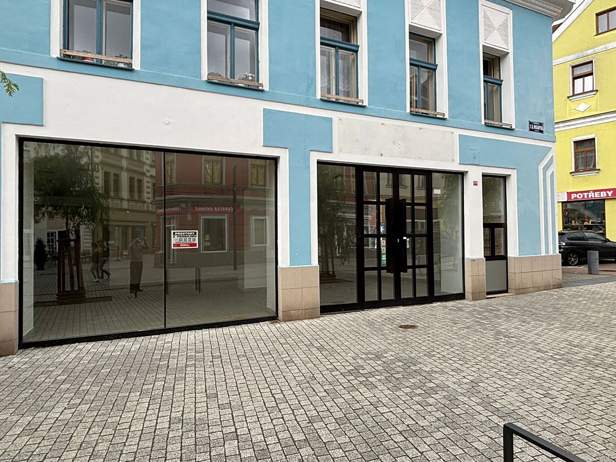 Pronájem obchodního prostoru 121 m² – fotografie 2