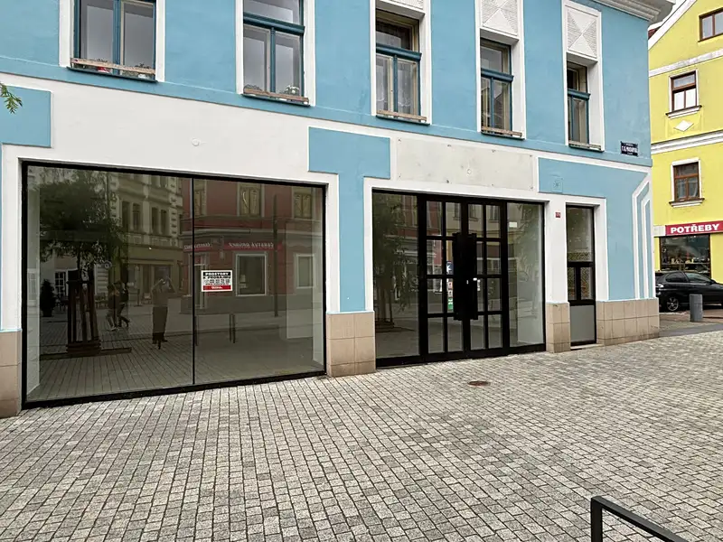 Pronájem obchodního prostoru 121 m², Kladno – náhled fotky 2