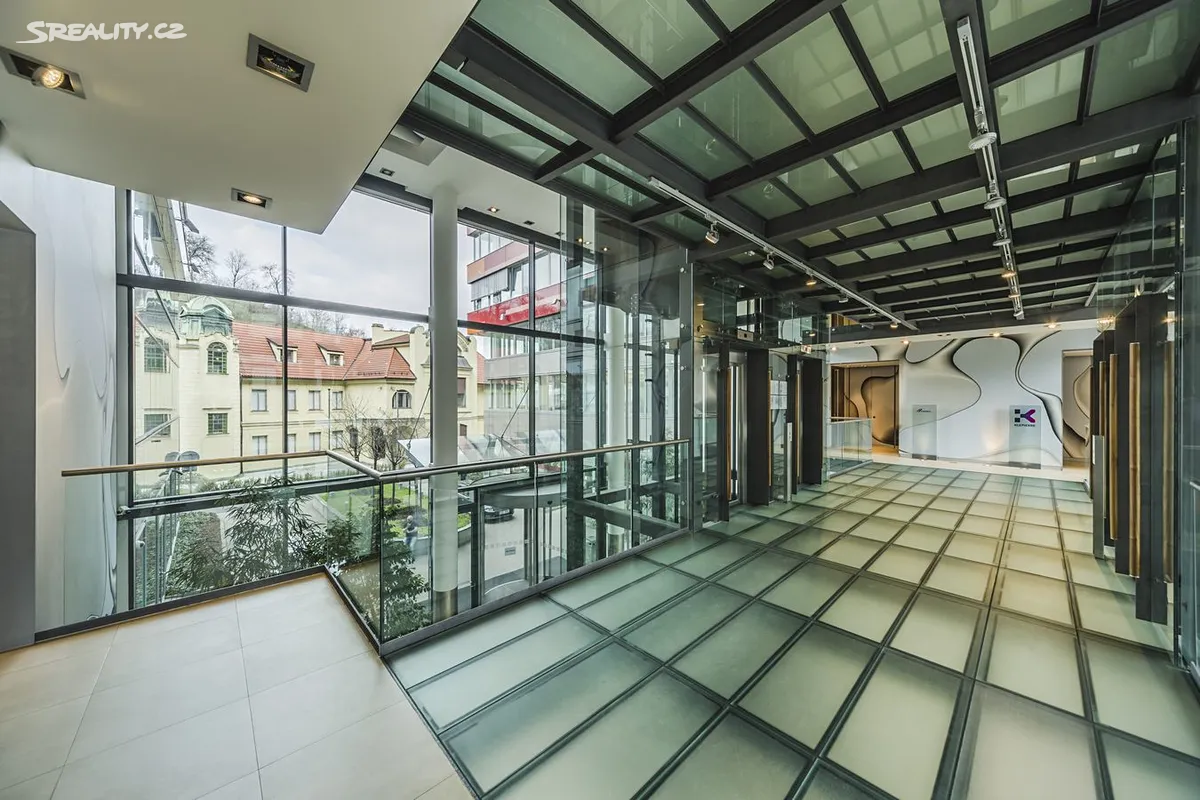 Pronájem kanceláře 520 m² – pohled 4