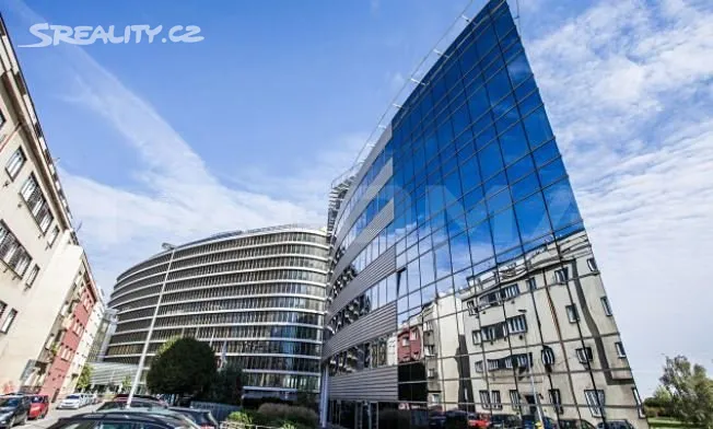 Pronájem kanceláře 300 m², Praha