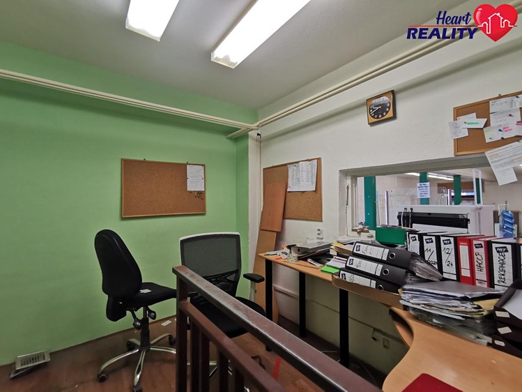 Комерційне приміщення в оренду, 590 м² (12 з 12)