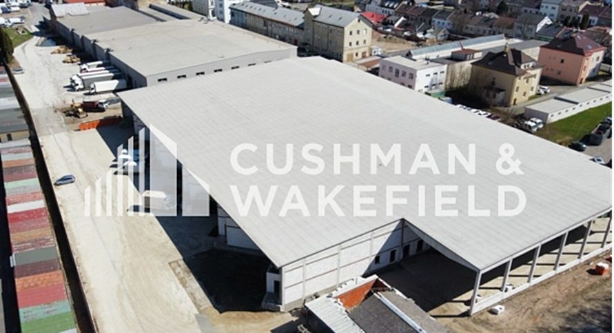 Pronájem skladového prostoru 954 m²