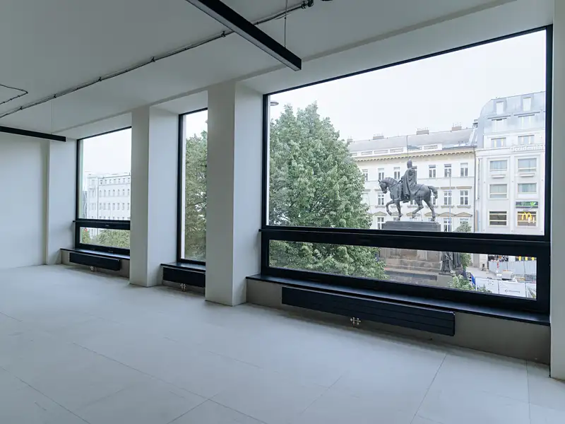 Pronájem kanceláře 115 m², Praha – náhled fotky 2
