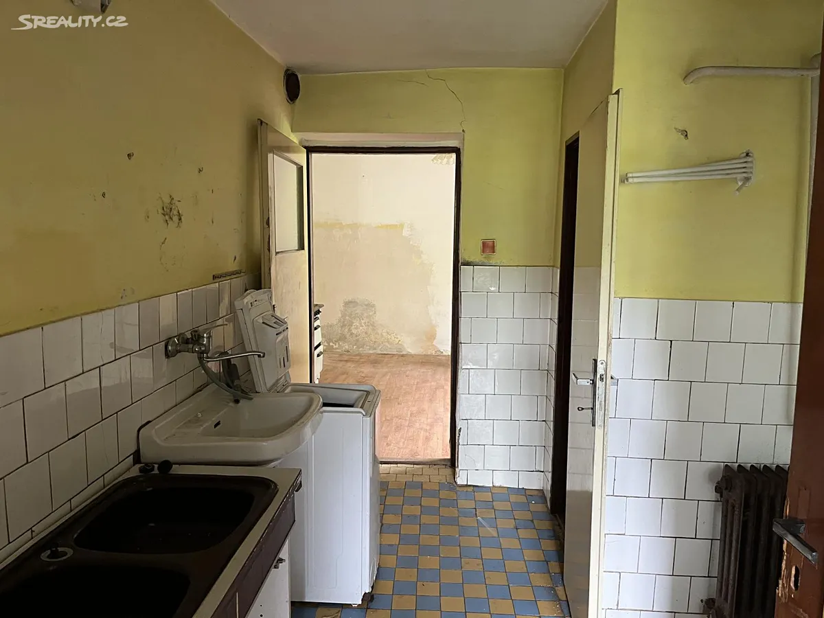 Prodej rodinného domu 132 m², pozemek 653 m² – pohled 6