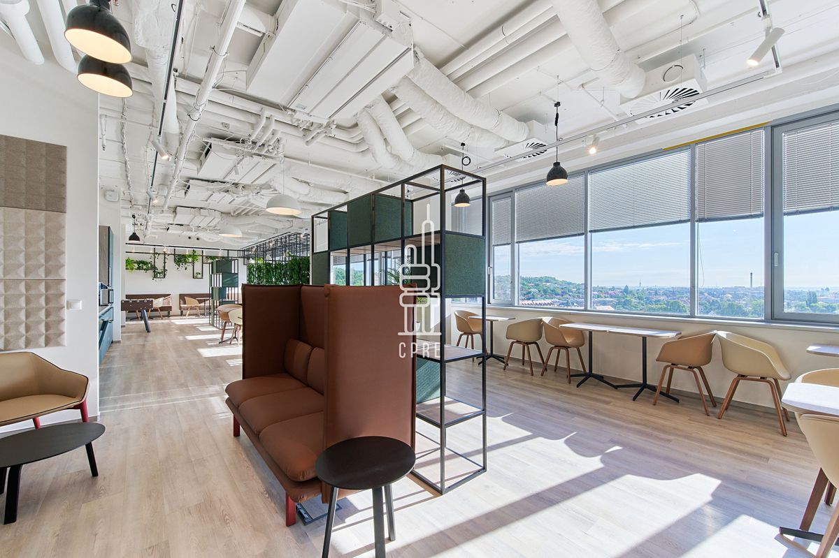 Pronájem kanceláře 2780 m² – fotografie 2