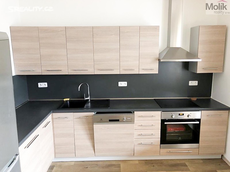 Prodej komerční nemovitosti 2 493 m² – další