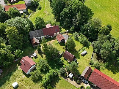 Prodej  rodinného domu 140 m², pozemek 6 698 m²