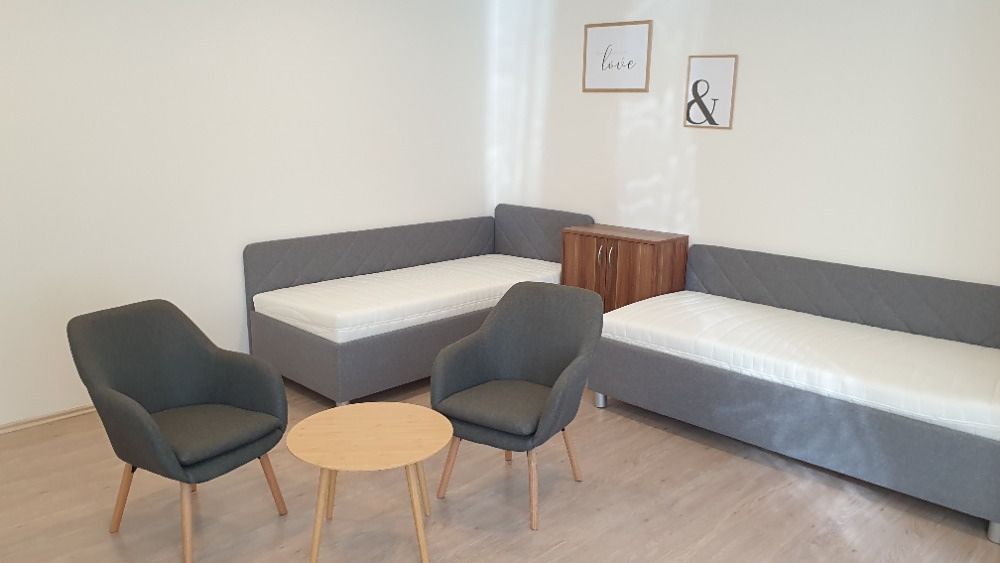 Pronájem bytu pokoje 72 m²
