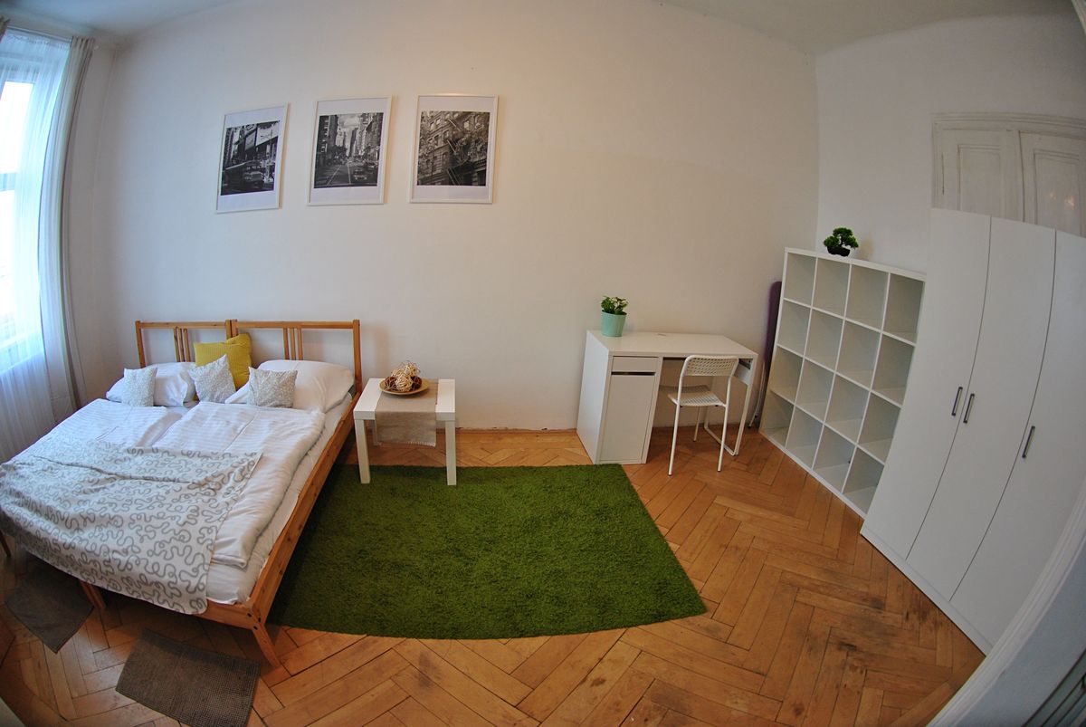 Pronájem bytu pokoje 72 m² – fotografie 4