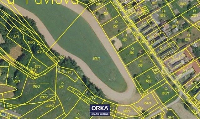 Prodej pozemku, 940 m² (1 z 6)