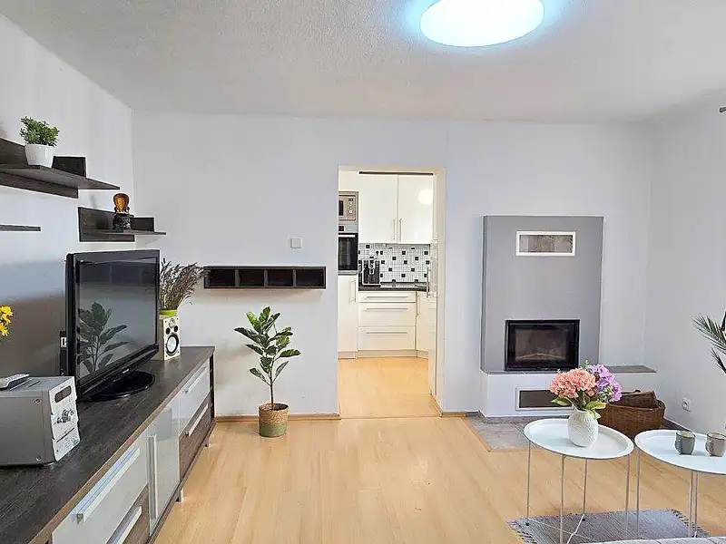 Prodej bytu 3+1 59 m², Dobříš – náhled fotky 2