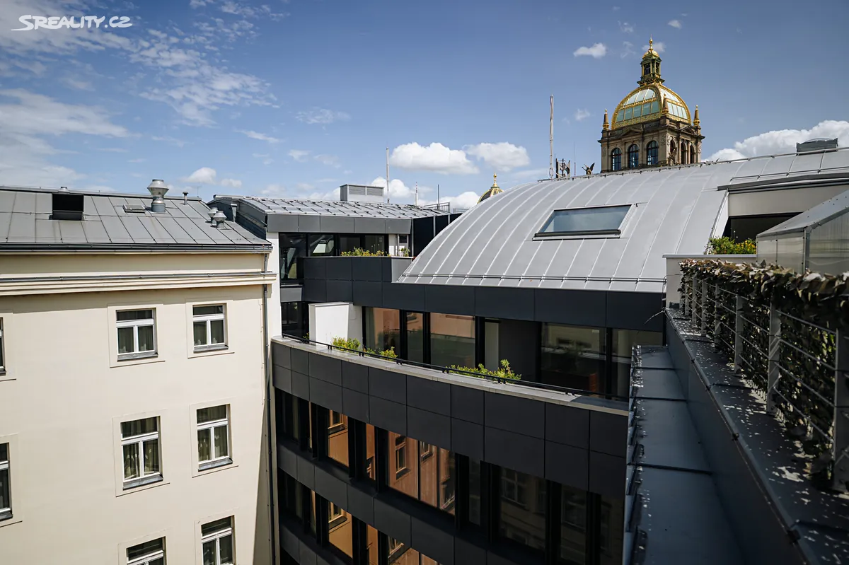 Pronájem kanceláře 654 m² – pohled 3