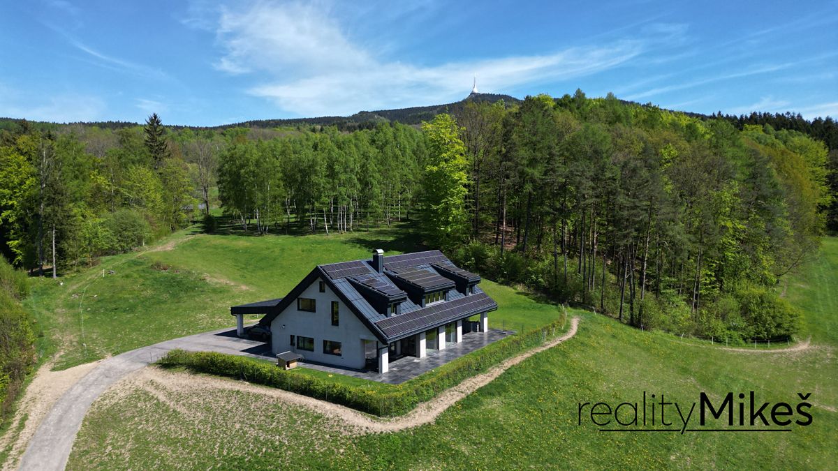 Prodej rodinného domu 470 m², pozemek 107000 m² – fotografie 4