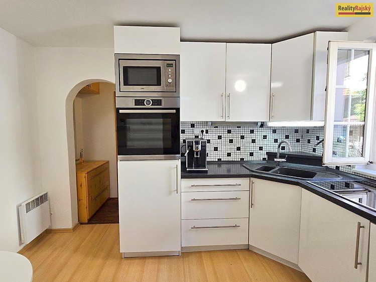 Prodej bytu 3+1, 59 m² (6 z 20)