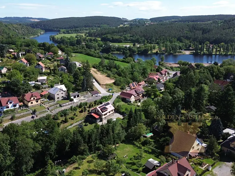 Prodej rodinného domu 200 m², pozemek 1009 m², Kamýk nad Vltavou – náhled fotky 3