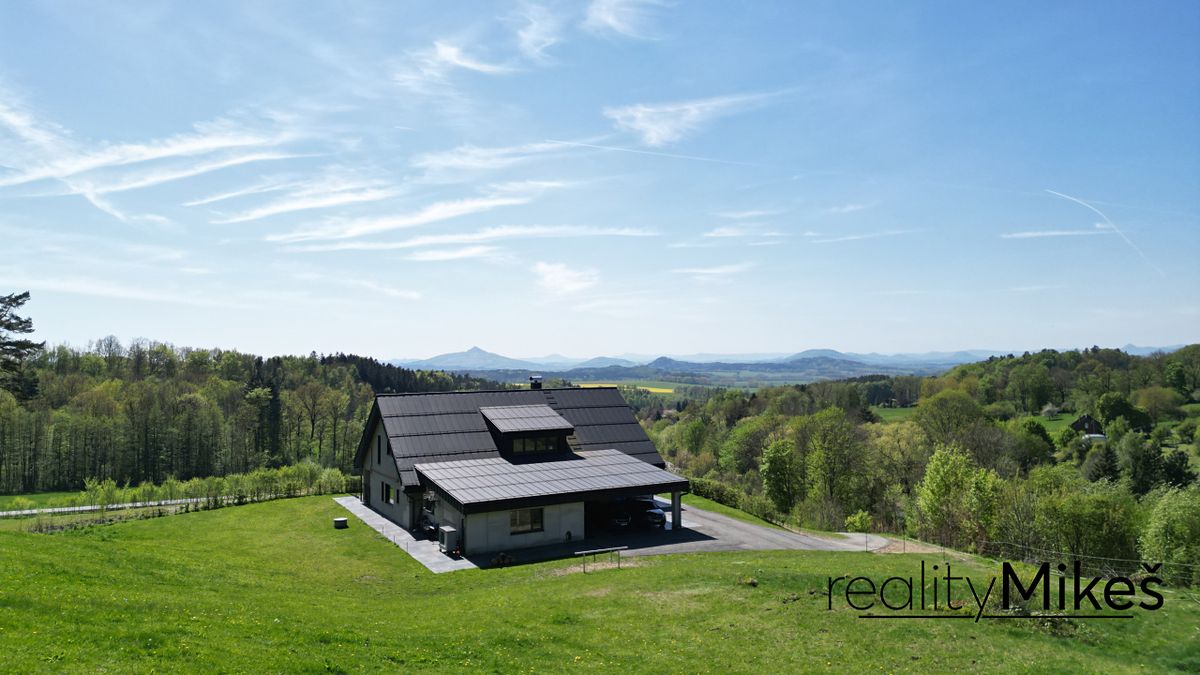 Prodej rodinného domu 470 m², pozemek 107000 m² – fotografie 5