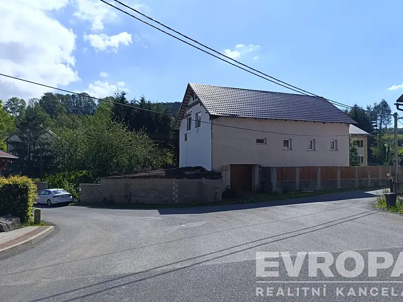 Prodej rodinného domu 180 m², pozemek 604 m², Děčín – náhled fotky 1