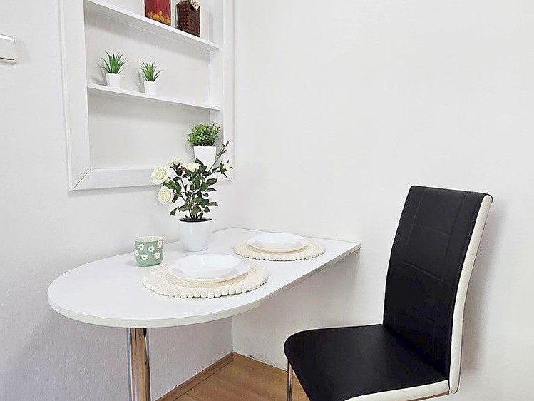 Prodej bytu 3+1, 59 m² (8 z 20)