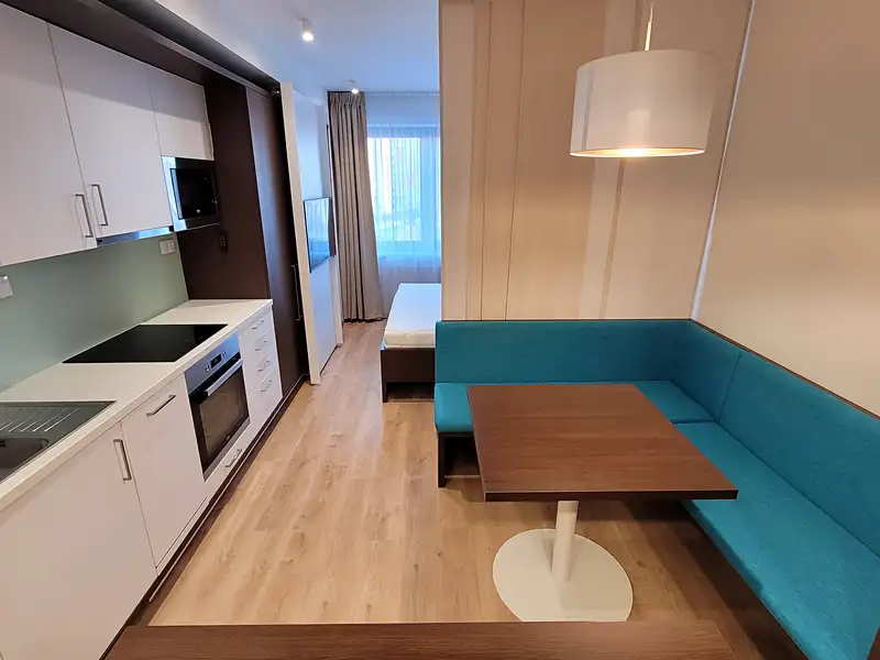 Pronájem bytu 1+kk 31 m², Praha – náhled fotky 1