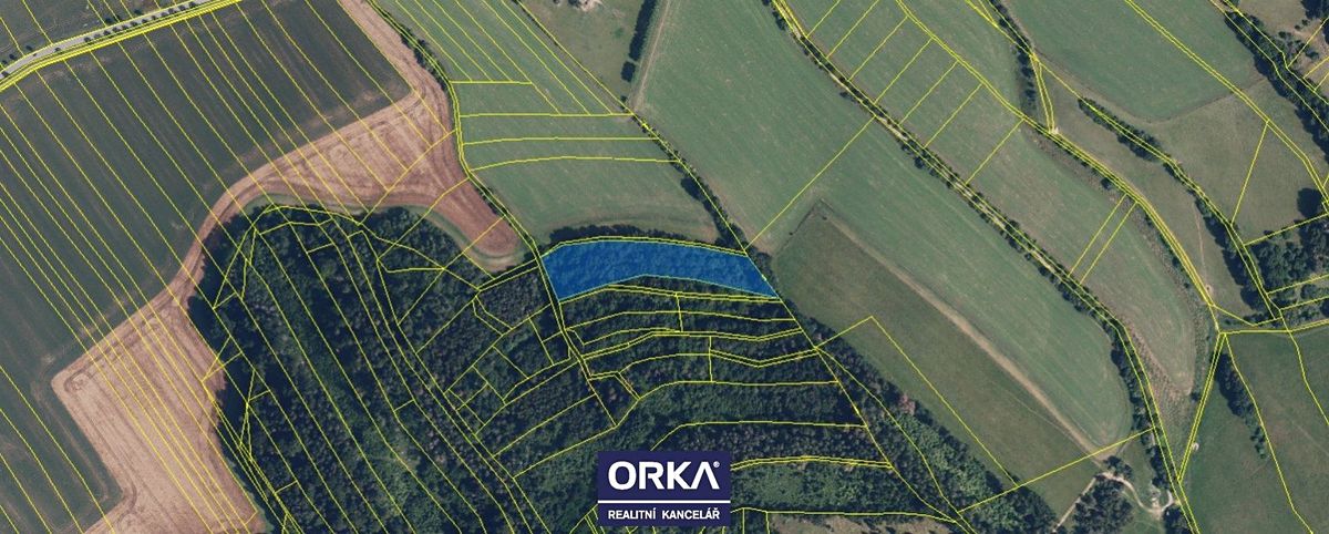Prodej pole 10450 m²