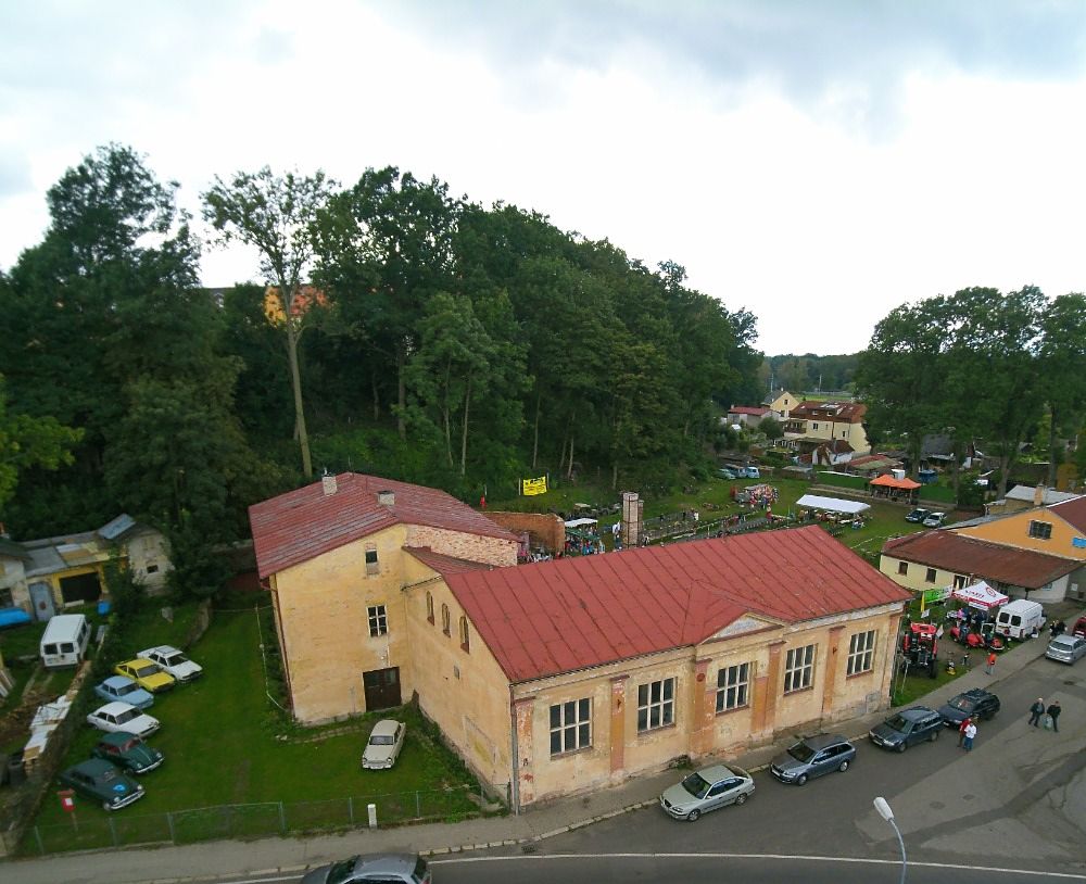 Prodej komerční nemovitosti 928 m²