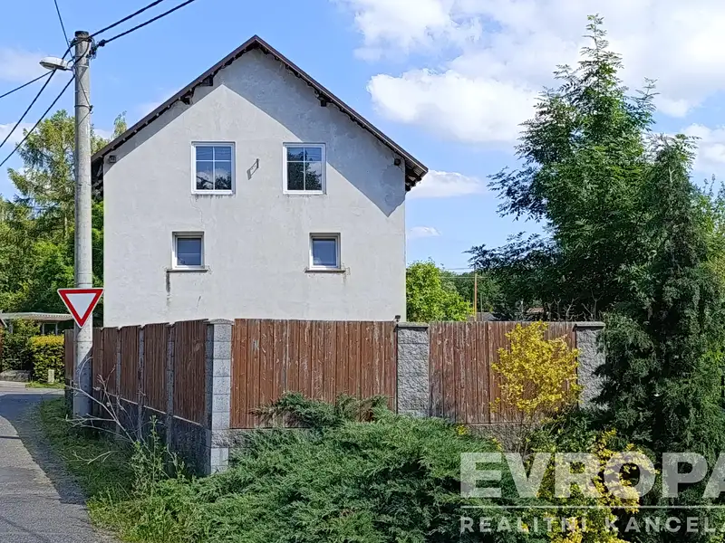 Prodej rodinného domu 180 m², pozemek 604 m², Děčín – náhled fotky 2