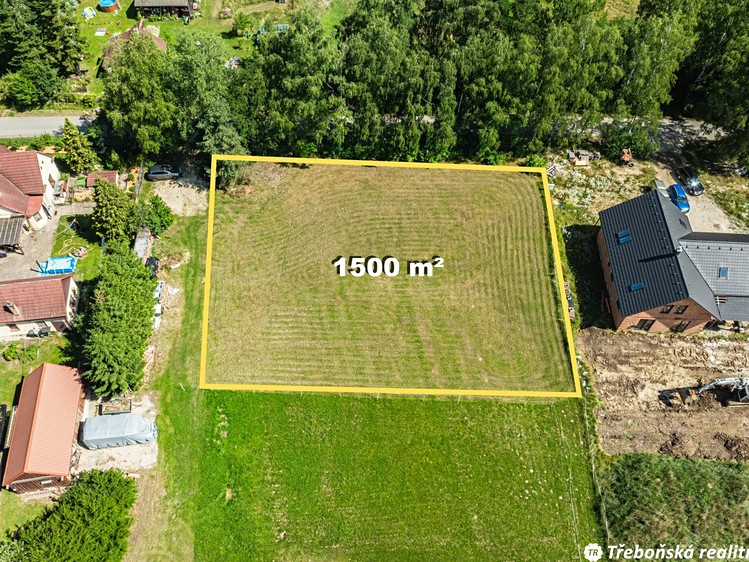 Prodej pozemku, 1 500 m² (1 z 3)