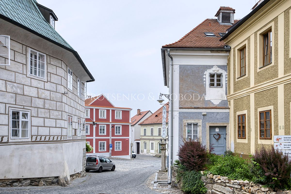 Prodej činžovního domu 469 m²