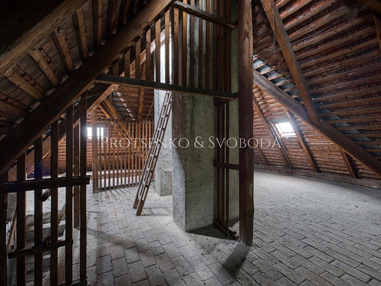Комерційне приміщення на продаж, 469 м² (28 з 29)
