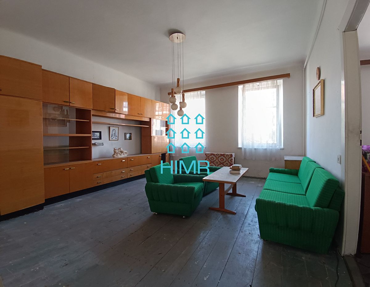 Prodej rodinného domu 329 m², pozemek 134 m²