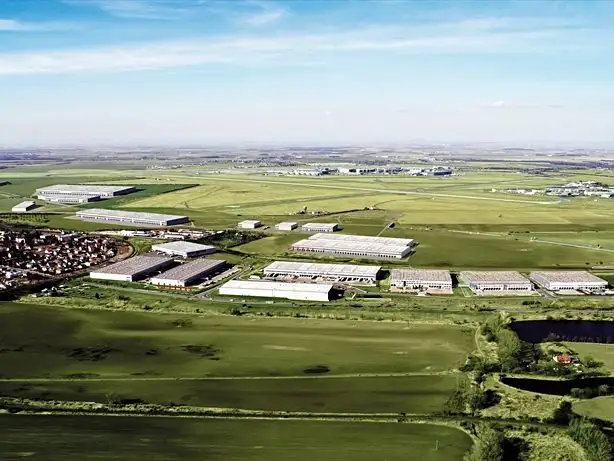 Pronájem skladového prostoru 2700 m², Hostivice – náhled fotky 3