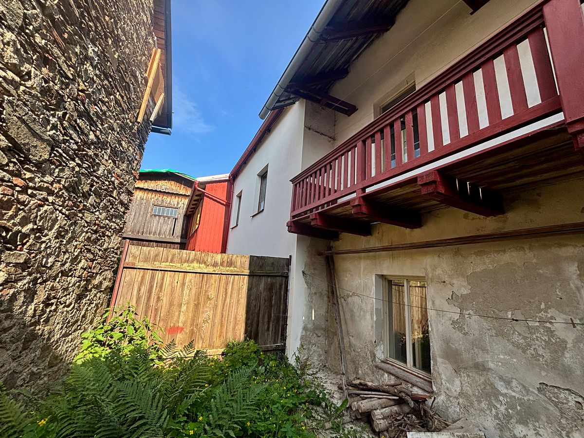 Prodej vícegeneračního domu 255 m², pozemek 251 m²