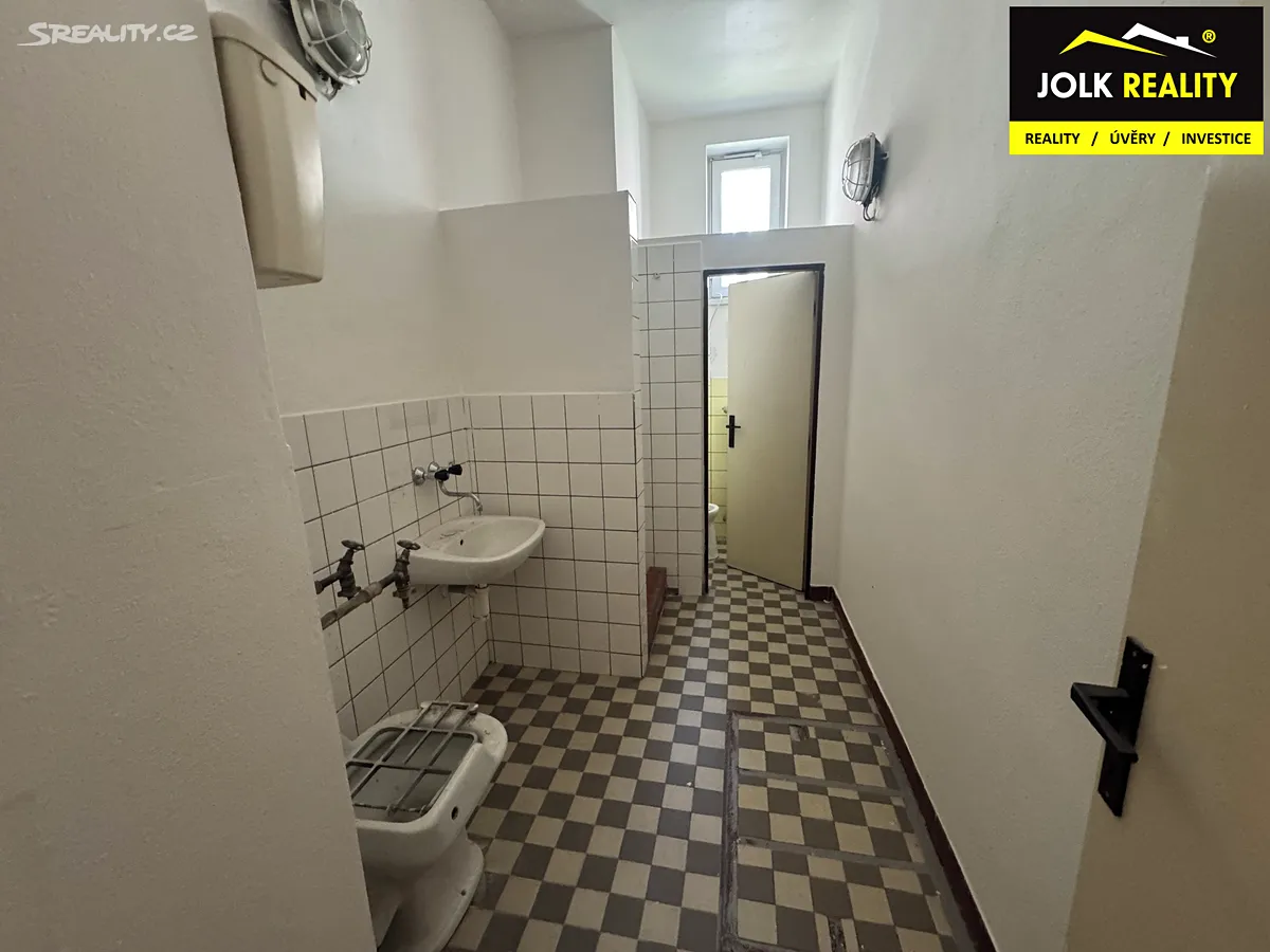 Pronájem obchodního prostoru 110 m² - Vista 5
