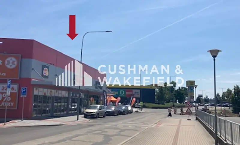 Pronájem obchodního prostoru 450 m², Tábor – náhled fotky 2
