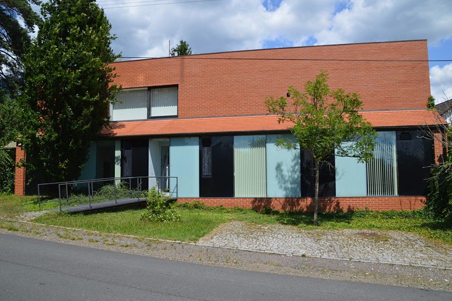 Prodej rodinného domu 181 m², pozemek 1073 m² – fotografie 3