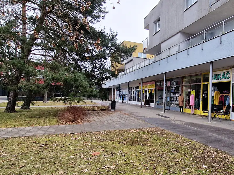 Prodej obchodního prostoru 105 m², Otrokovice – náhled fotky 2