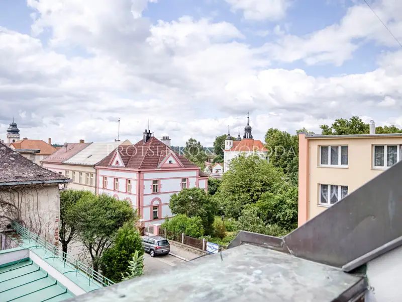 Prodej vily 660 m², pozemek 784 m², Bechyně – náhled fotky 3
